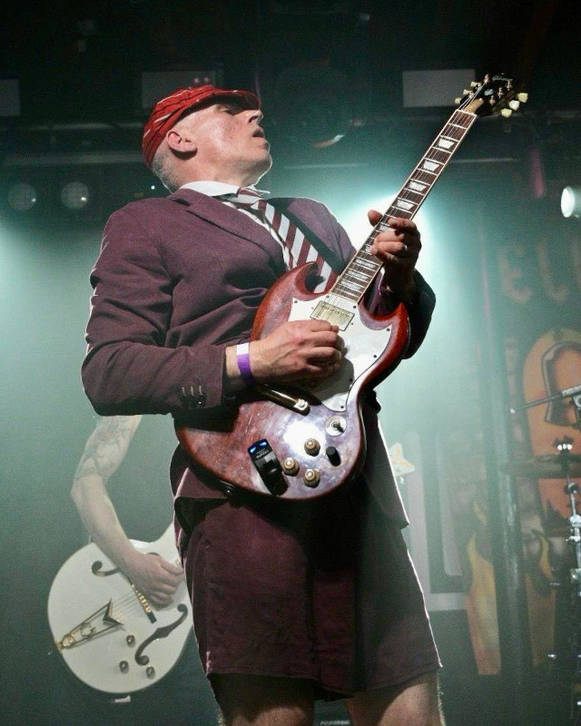 Henry Nash - Lead Guitar