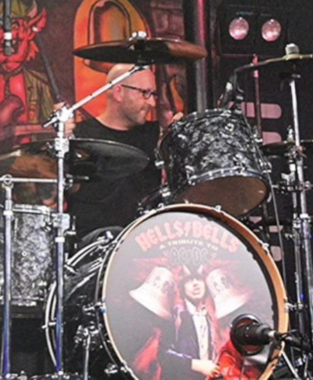 Matt De Brighton - Drums
